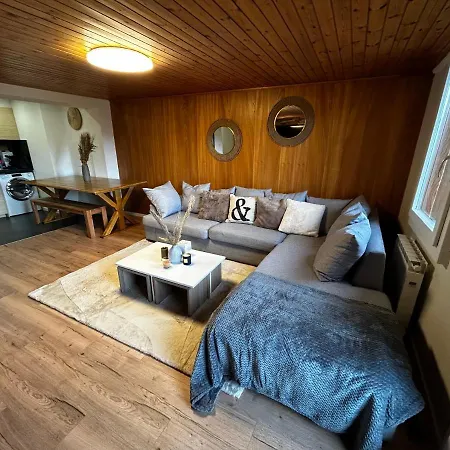 Snow Nest: Superbe Cocon Enneige Apartment Crans-Montana