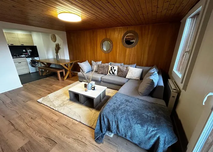 Snow Nest: Superbe Cocon Enneige Apartament Crans-Montana